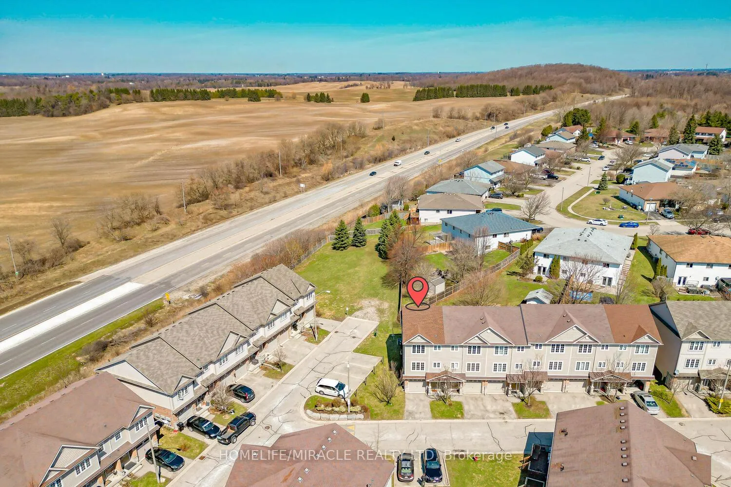 Photo 4 of Unit 52, 355 Fisher Mills Road, Waterloo — HOMEH