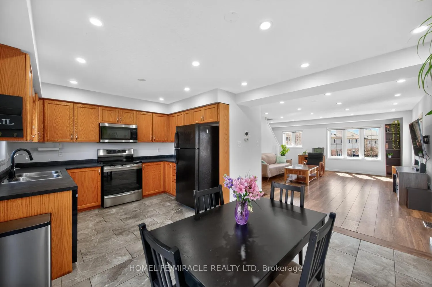Photo 16 of Unit 52, 355 Fisher Mills Road, Waterloo — HOMEH