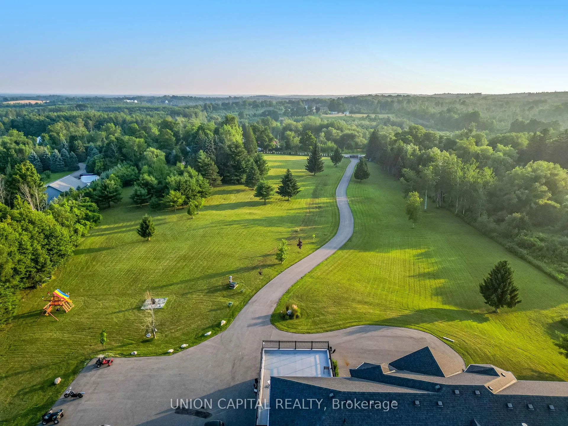 Photo 11 of 16033 Mississauga Road, Caledon, Rural Caledon — HOMEH