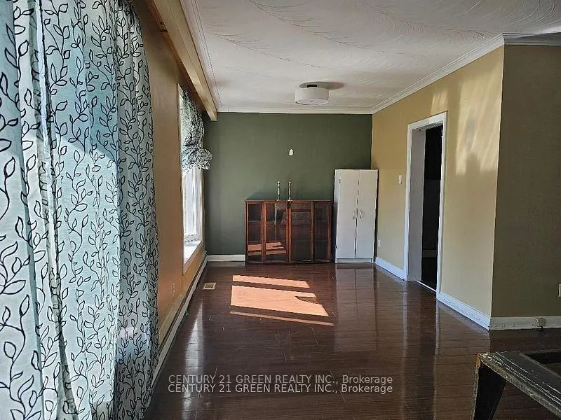 Photo 12 of 12 Marengo (Main Level) Avenue, Scarborough, Eglinton East — HOMEH