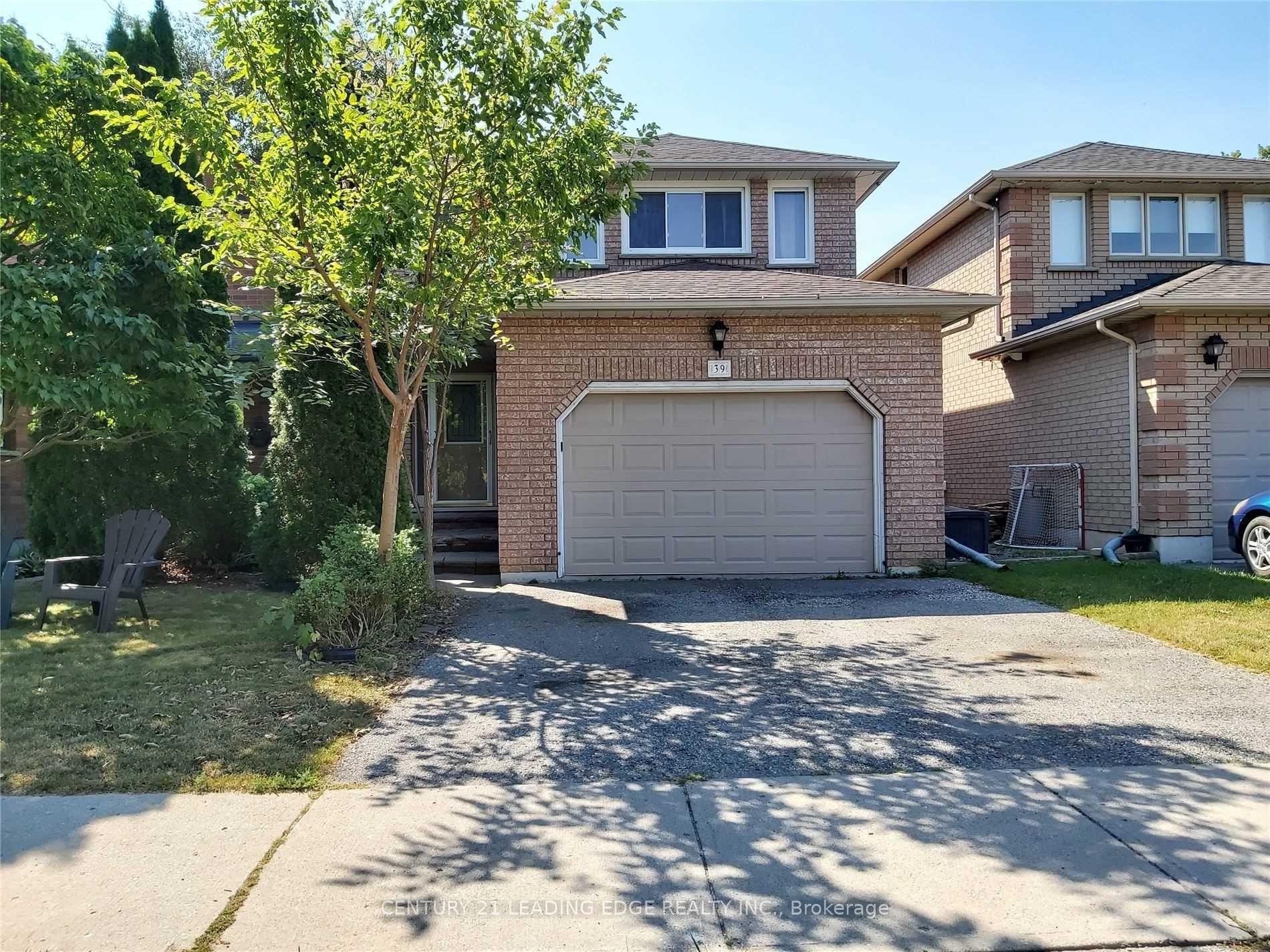 Photo 1 of 39 Stagemaster Crescent, Clarington, Courtice — HOMEH