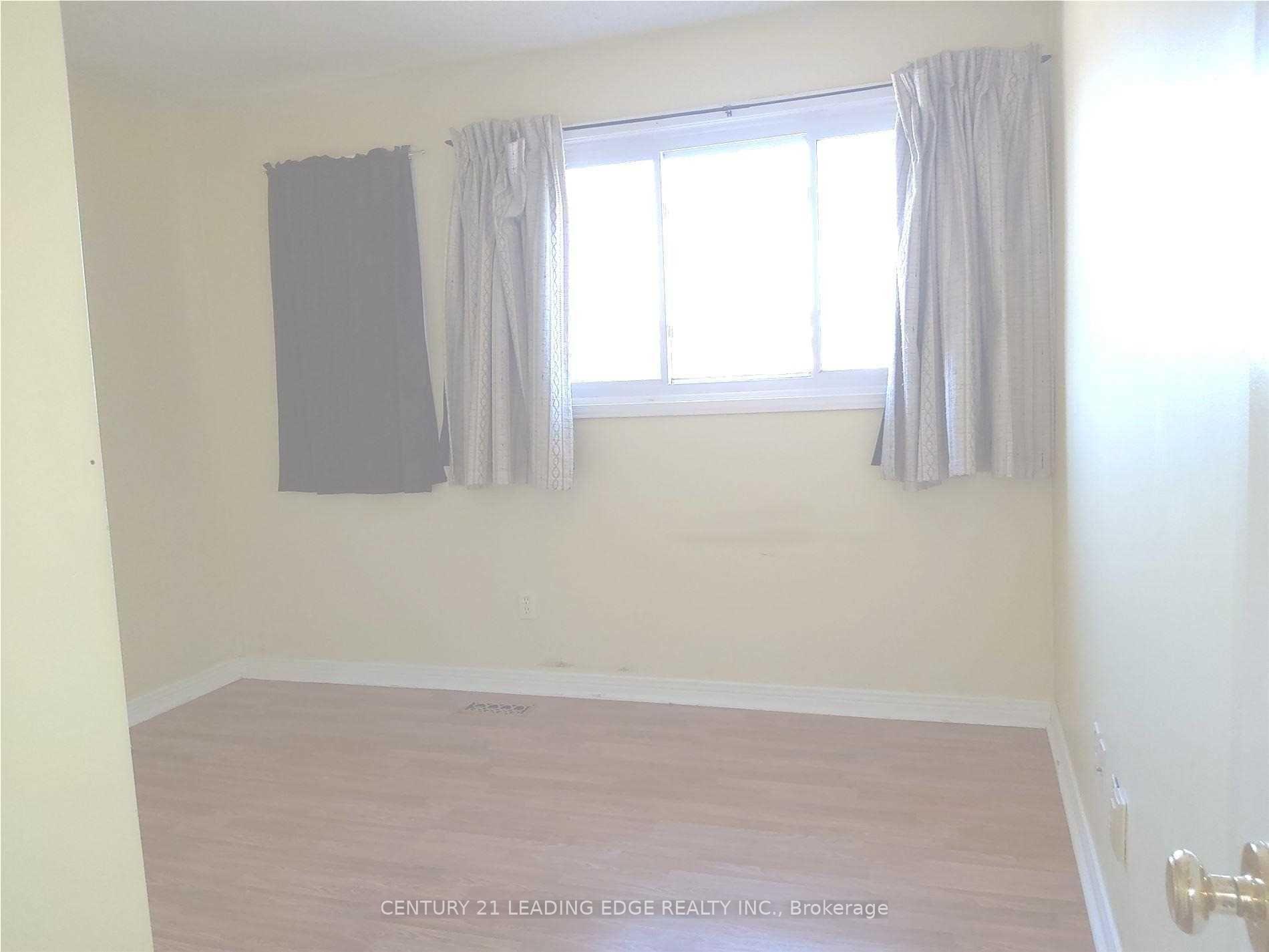 Photo 14 of 39 Stagemaster Crescent, Clarington, Courtice — HOMEH