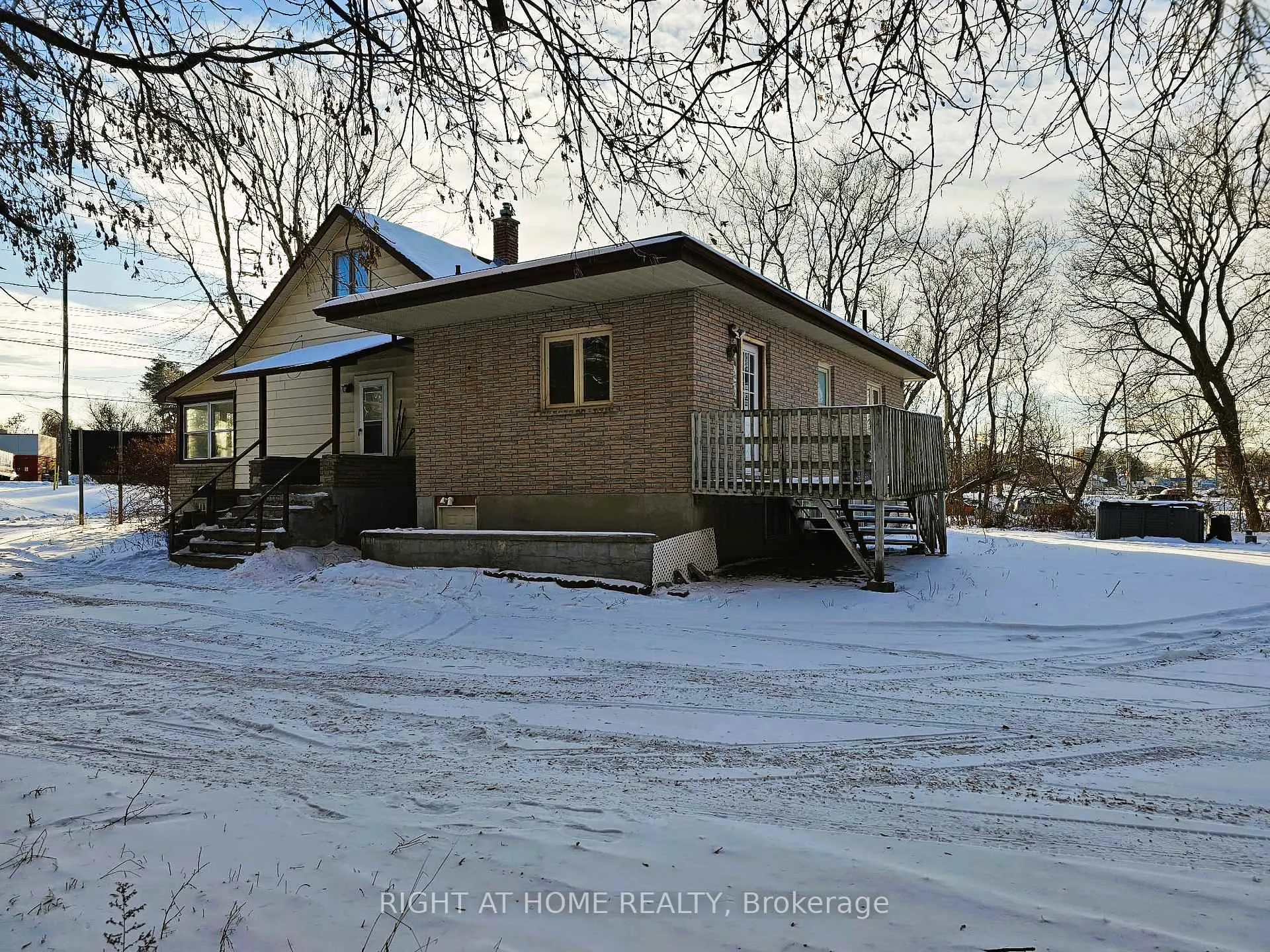 Photo 1 of 204 Foster Drive, Barrie, Painswick North — HOMEH