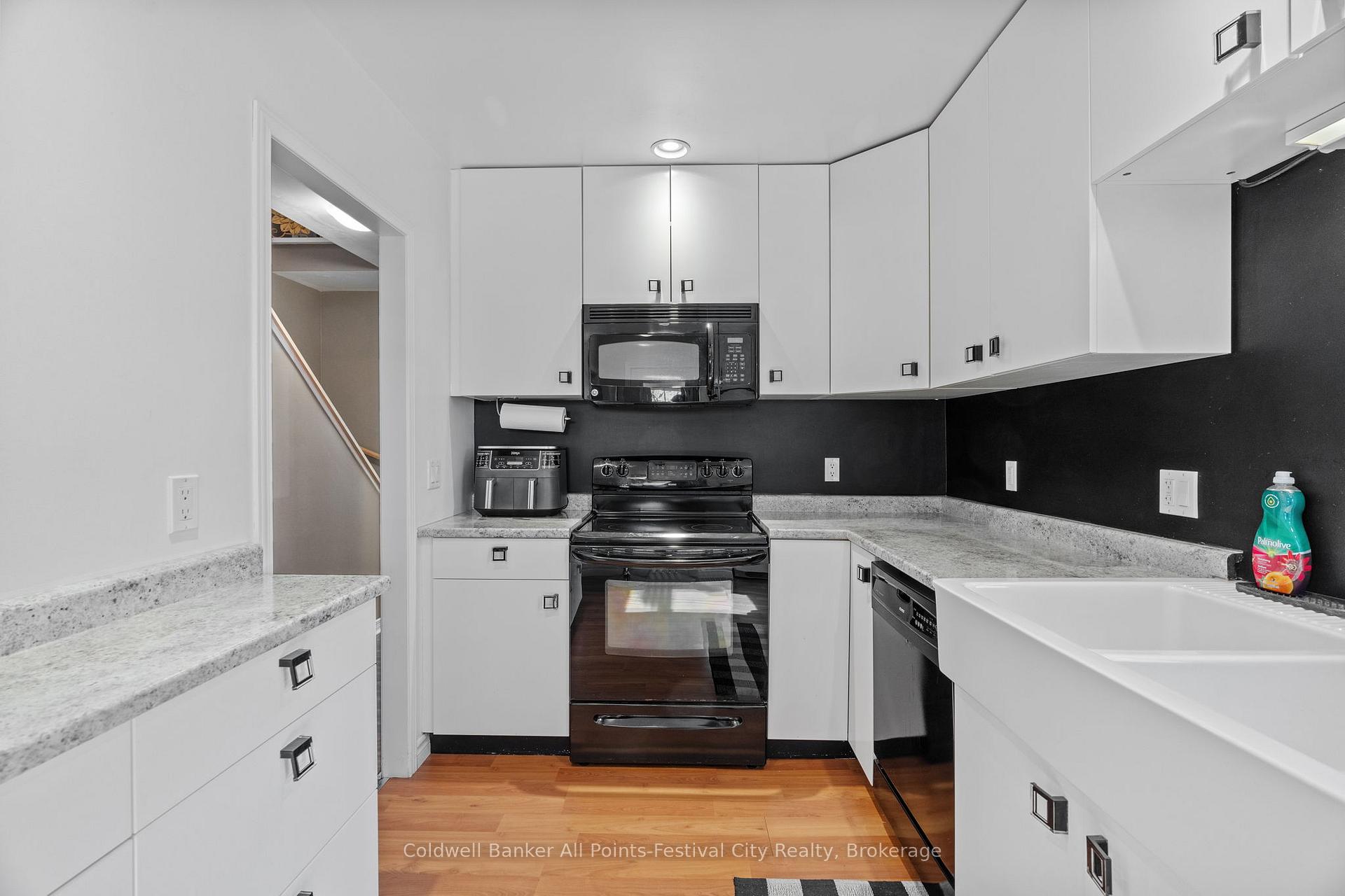 Photo 16 of 375 Huron Road, Goderich, Goderich (Town) — HOMEH