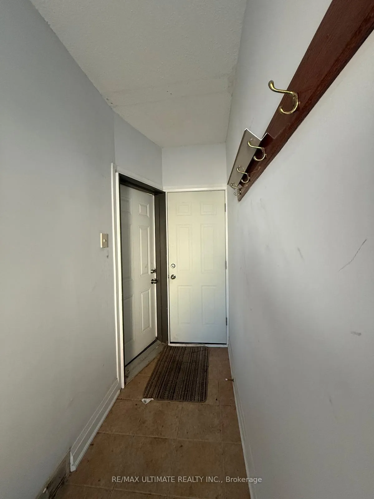 Photo 4 of 264 Cannon Street E, Hamilton, Landsdale — HOMEH