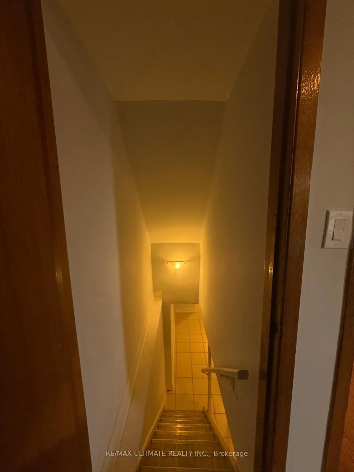 Photo 11 of 264 Cannon Street E, Hamilton, Landsdale — HOMEH