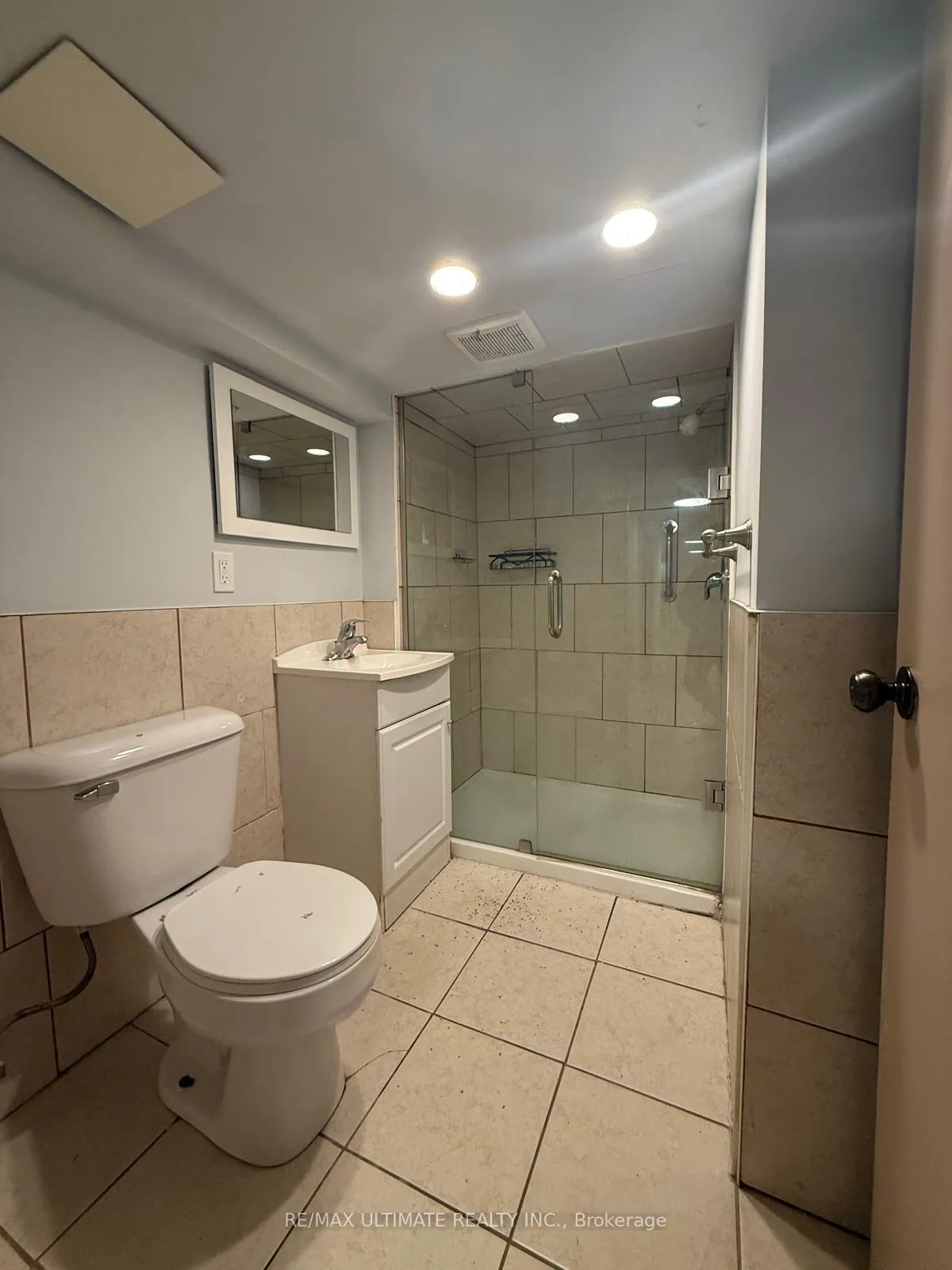 Photo 13 of 264 Cannon Street E, Hamilton, Landsdale — HOMEH