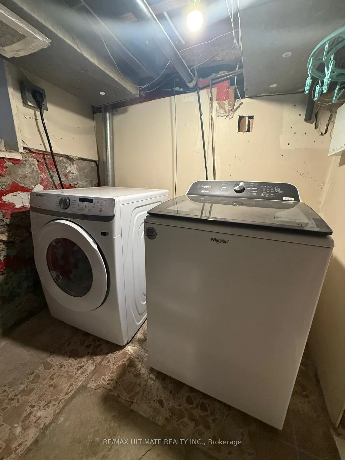 Photo 14 of 264 Cannon Street E, Hamilton, Landsdale — HOMEH