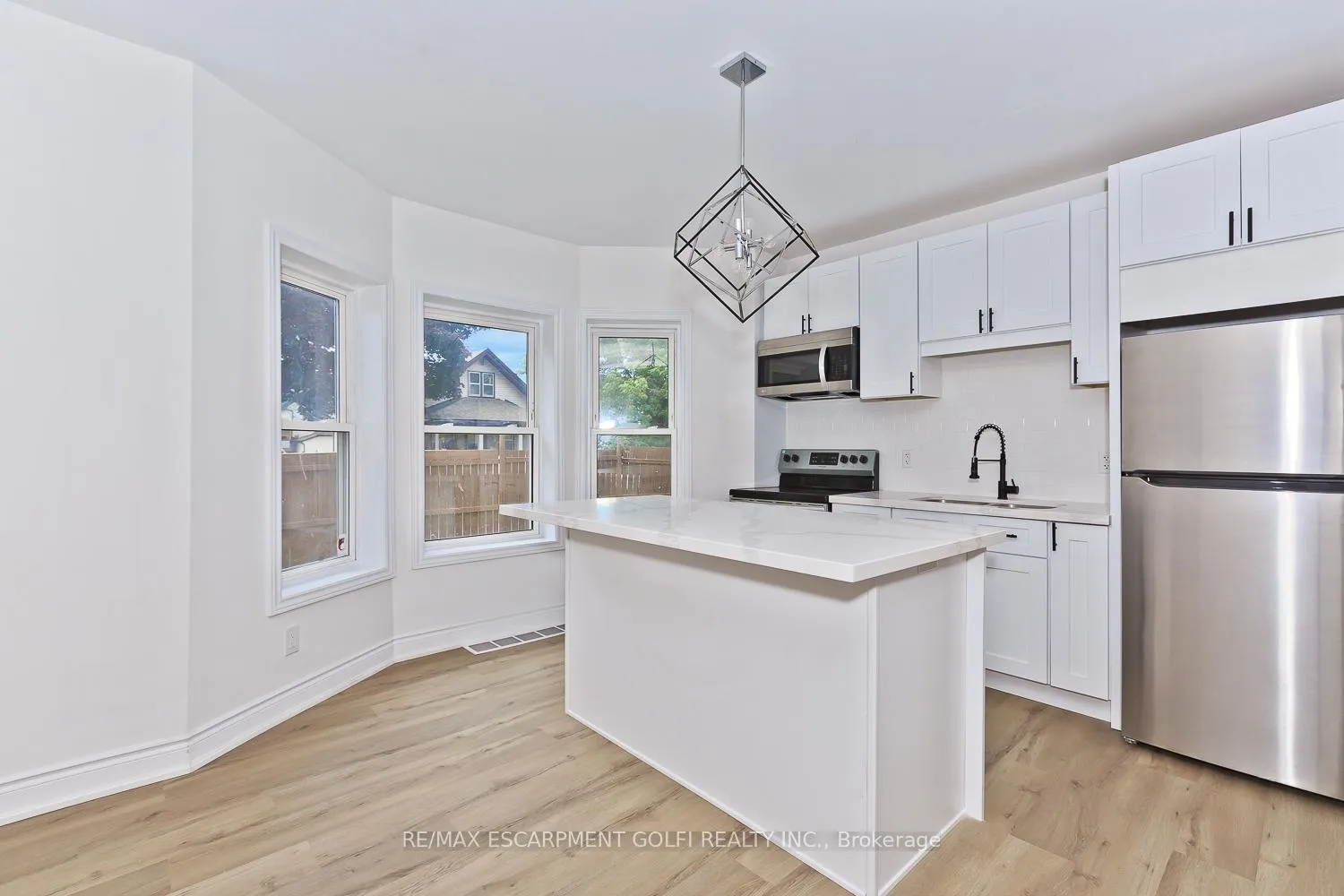 Photo 30 of 4743 Ryerson Crescent, Niagara Falls, Downtown — HOMEH