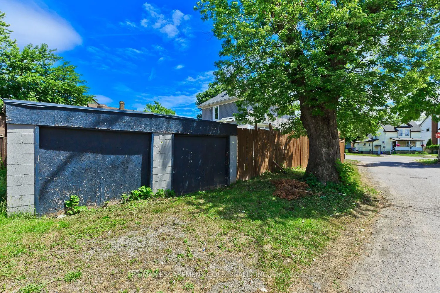 Photo 50 of 4743 Ryerson Crescent, Niagara Falls, Downtown — HOMEH
