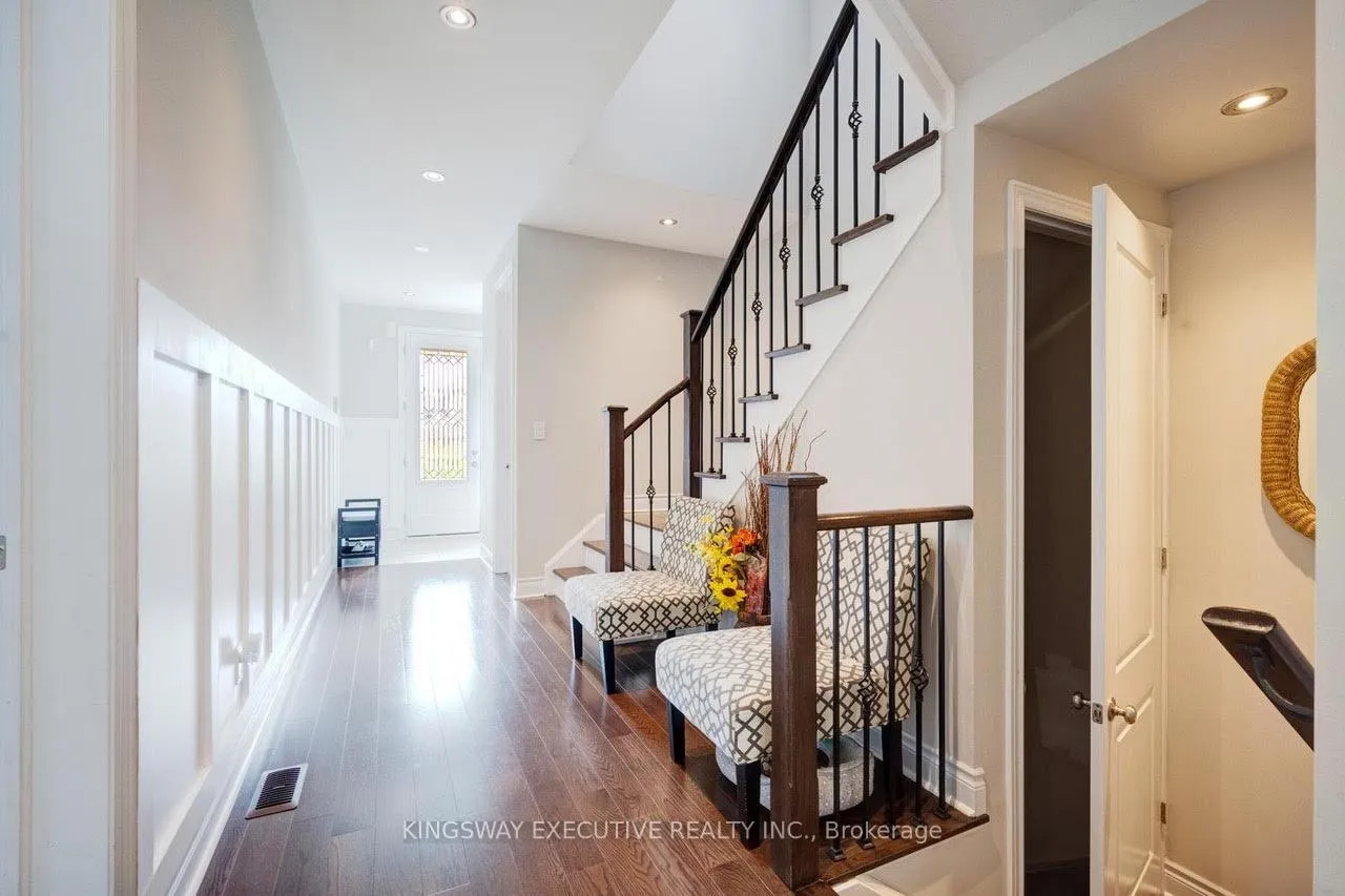 Photo 5 of 33 Ash Hill Avenue, Caledon, Caledon East — HOMEH