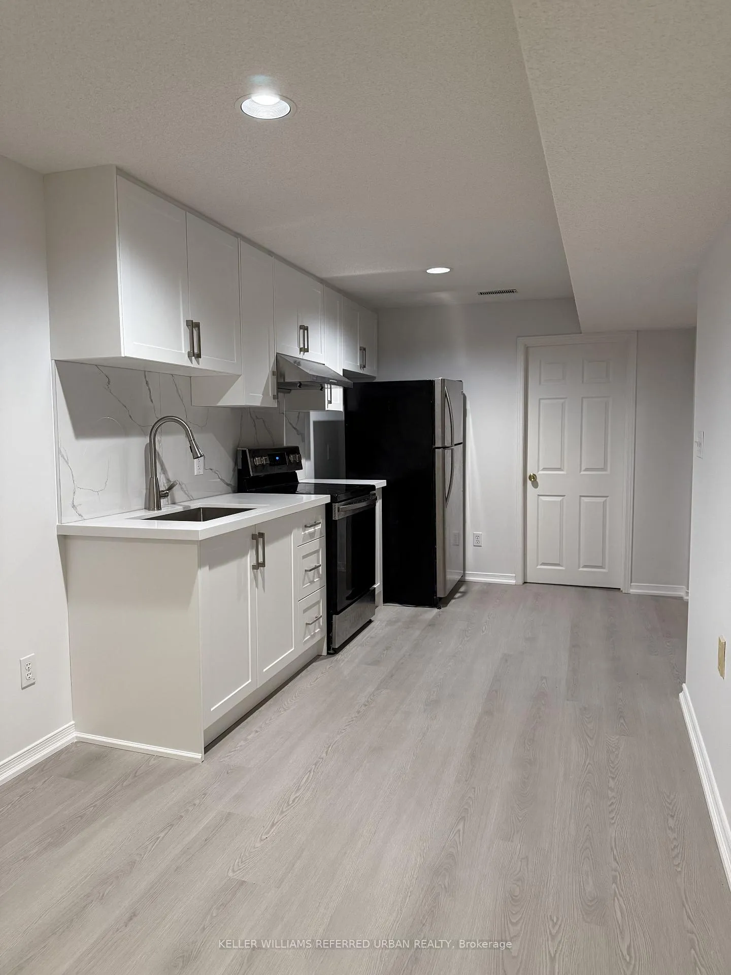Photo 9 of 130 Greensboro Drive, Markham, Milliken Mills West — HOMEH
