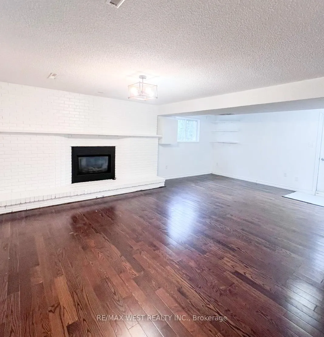 Photo 23 of 13050 St Thomas Street, Tecumseh — HOMEH