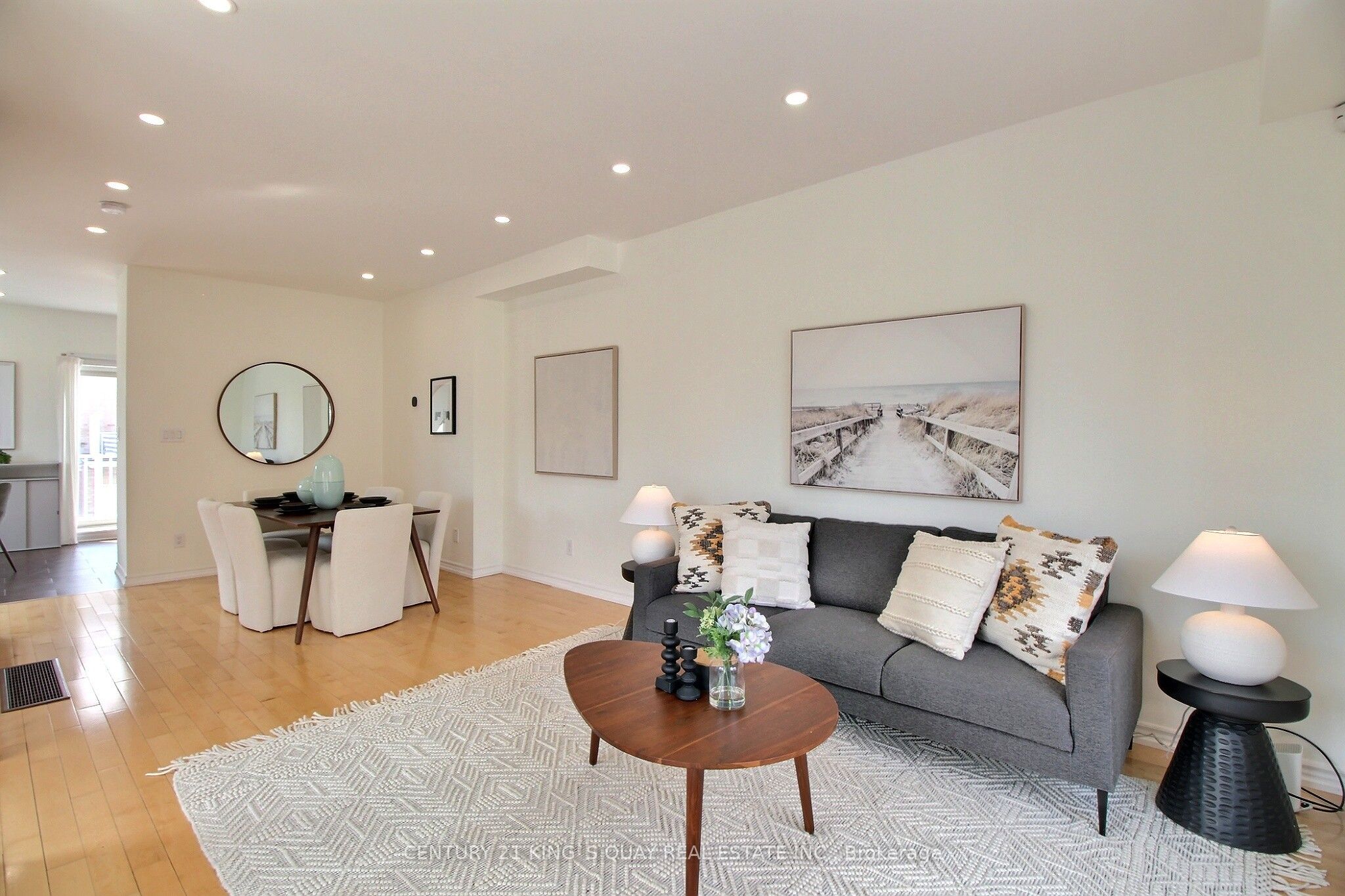 Photo 8 of Unit 36, 40 Leitchcroft Crescent, Markham, Commerce Valley — HOMEH
