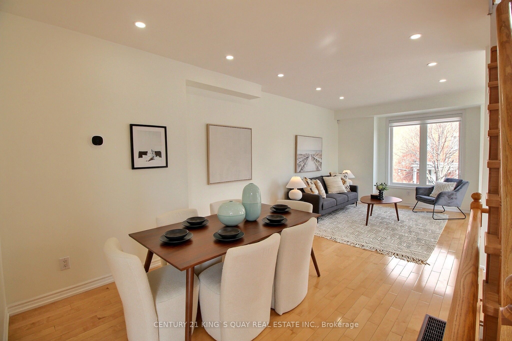Photo 3 of Unit 36, 40 Leitchcroft Crescent, Markham, Commerce Valley — HOMEH