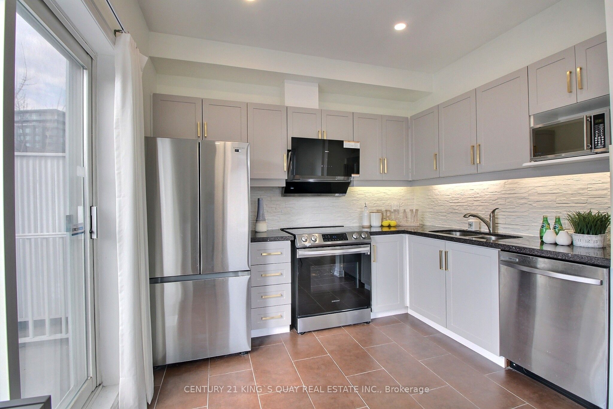 Photo 13 of Unit 36, 40 Leitchcroft Crescent, Markham, Commerce Valley — HOMEH