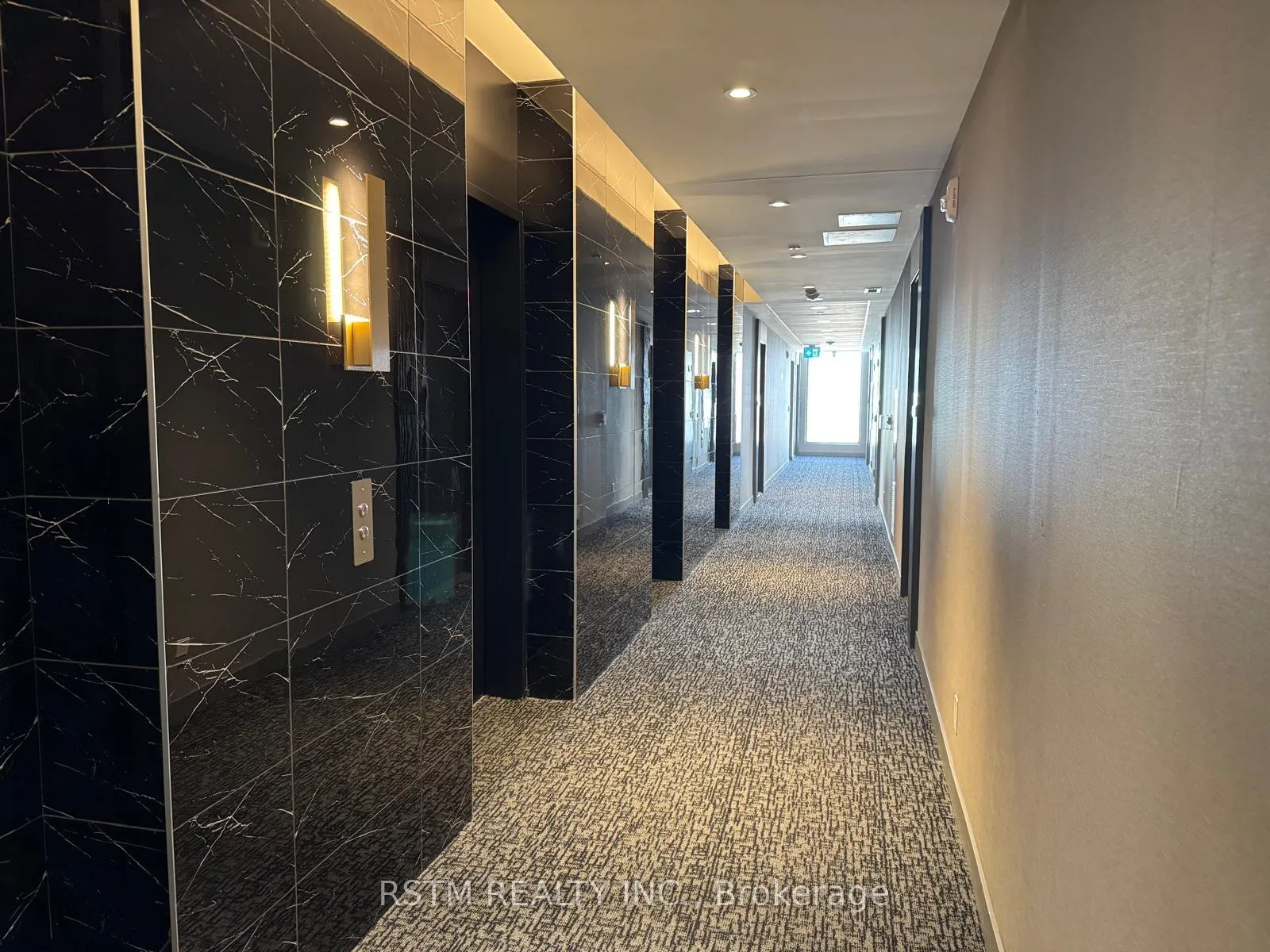 Photo 3 of Unit 4312, 5 Buttermill Avenue, Vaughan, Vaughan Corporate Centre — HOMEH