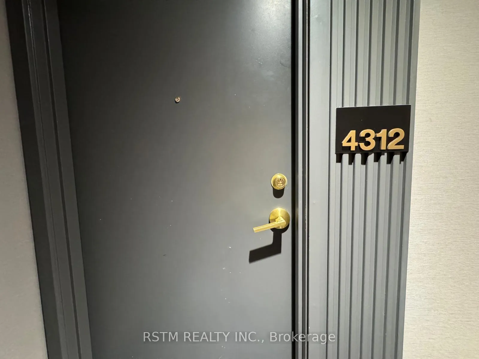 Photo 4 of Unit 4312, 5 Buttermill Avenue, Vaughan, Vaughan Corporate Centre — HOMEH