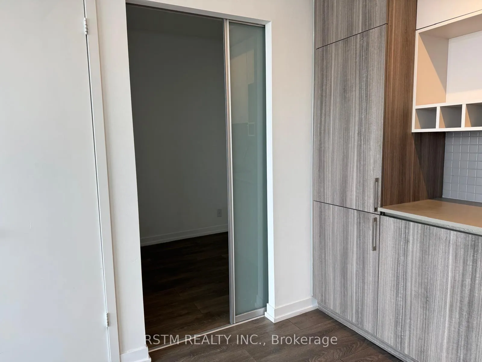 Photo 10 of Unit 4312, 5 Buttermill Avenue, Vaughan, Vaughan Corporate Centre — HOMEH
