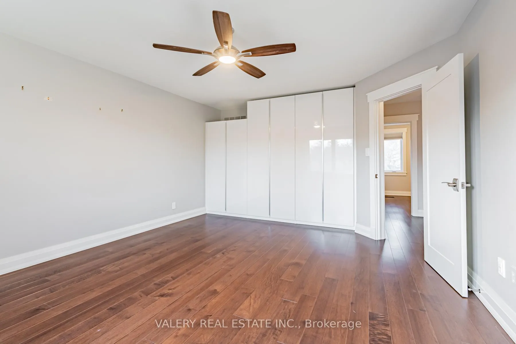 Photo 15 of 30 Bernice Avenue, Toronto, Rockcliffe-Smythe — HOMEH