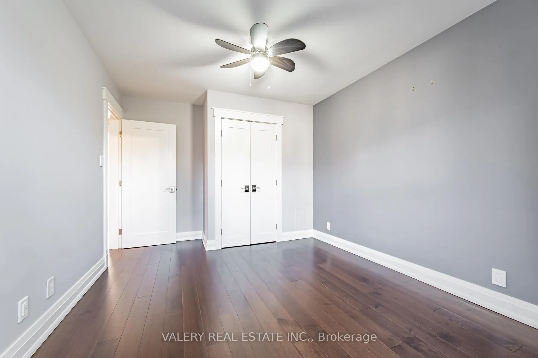 Photo 17 of 30 Bernice Avenue, Toronto, Rockcliffe-Smythe — HOMEH