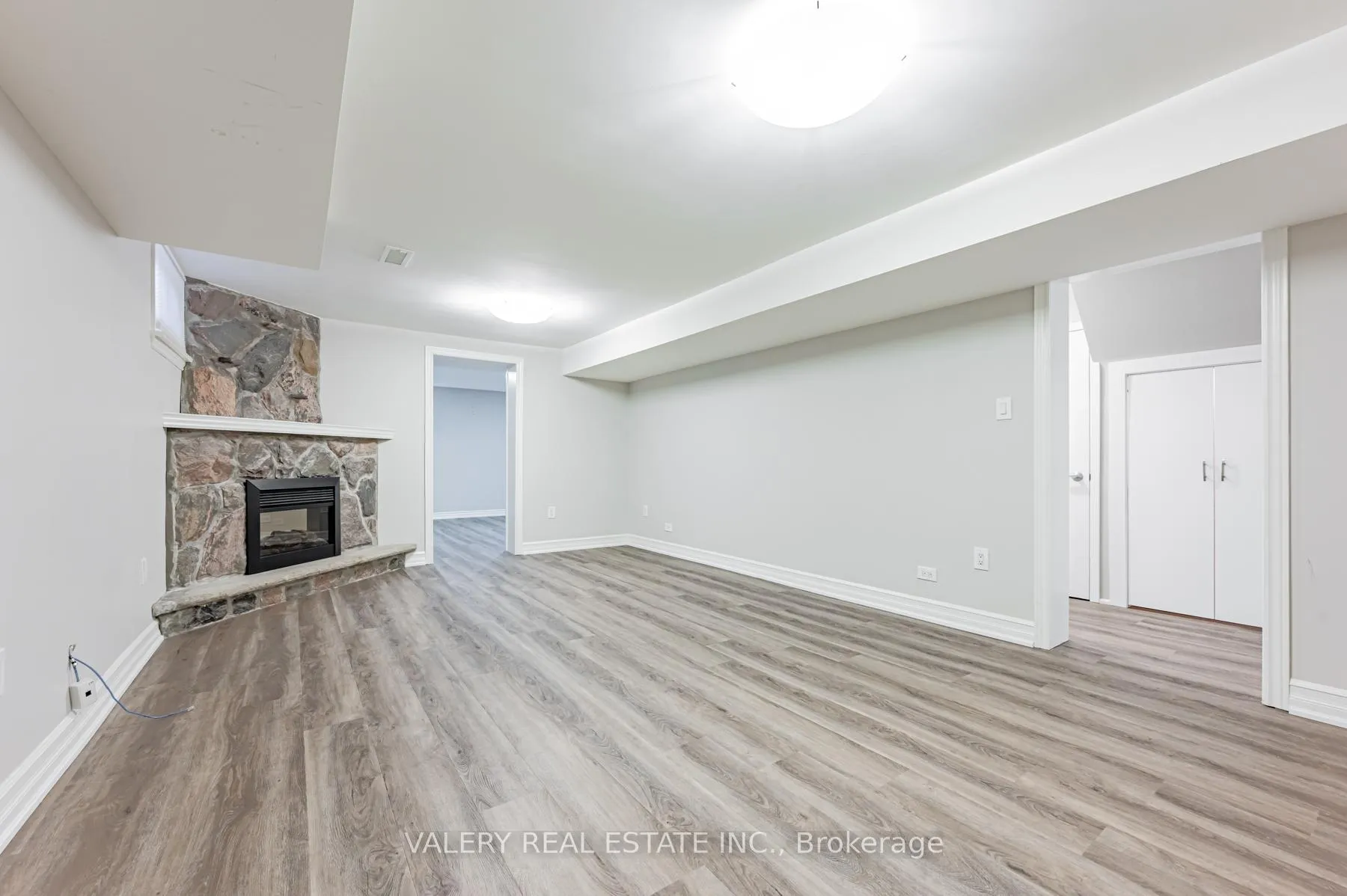 Photo 22 of 30 Bernice Avenue, Toronto, Rockcliffe-Smythe — HOMEH