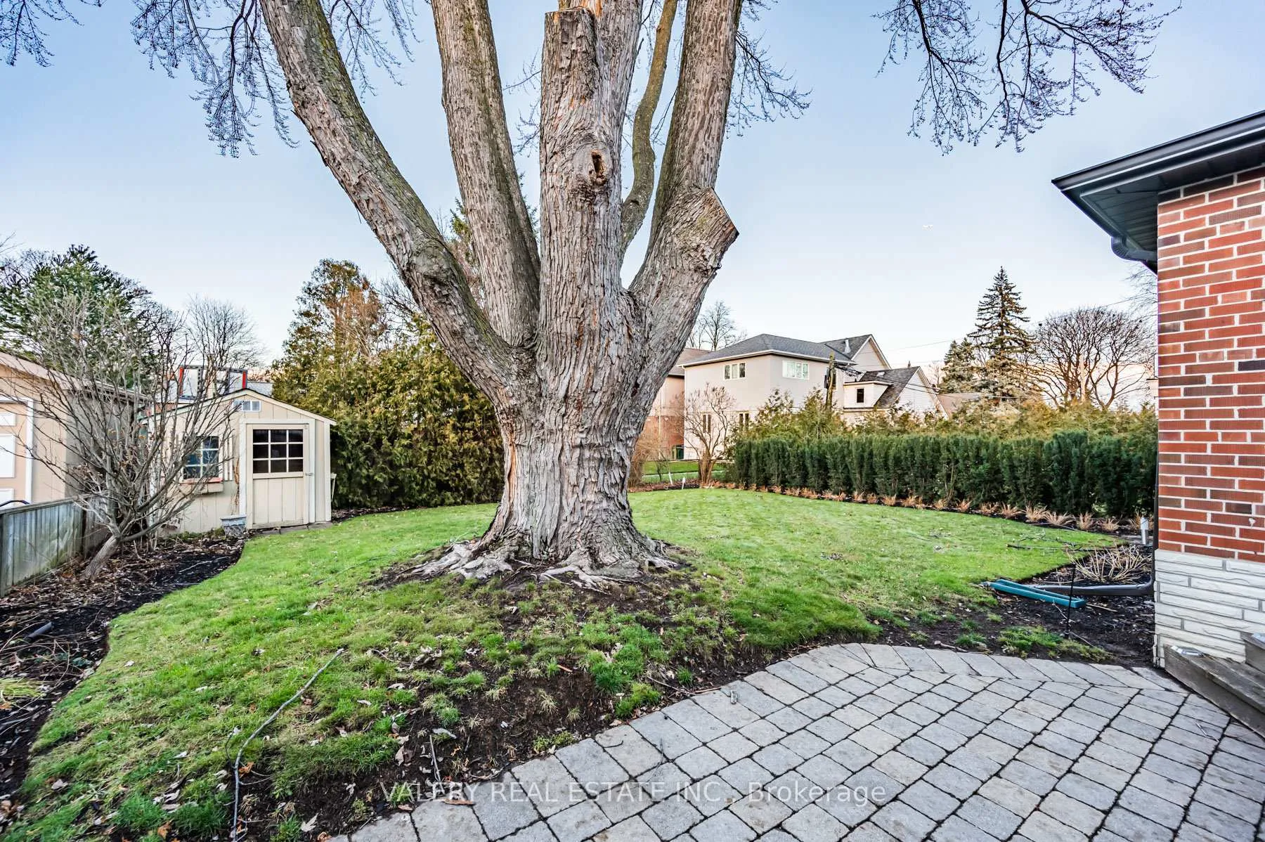 Photo 29 of 30 Bernice Avenue, Toronto, Rockcliffe-Smythe — HOMEH