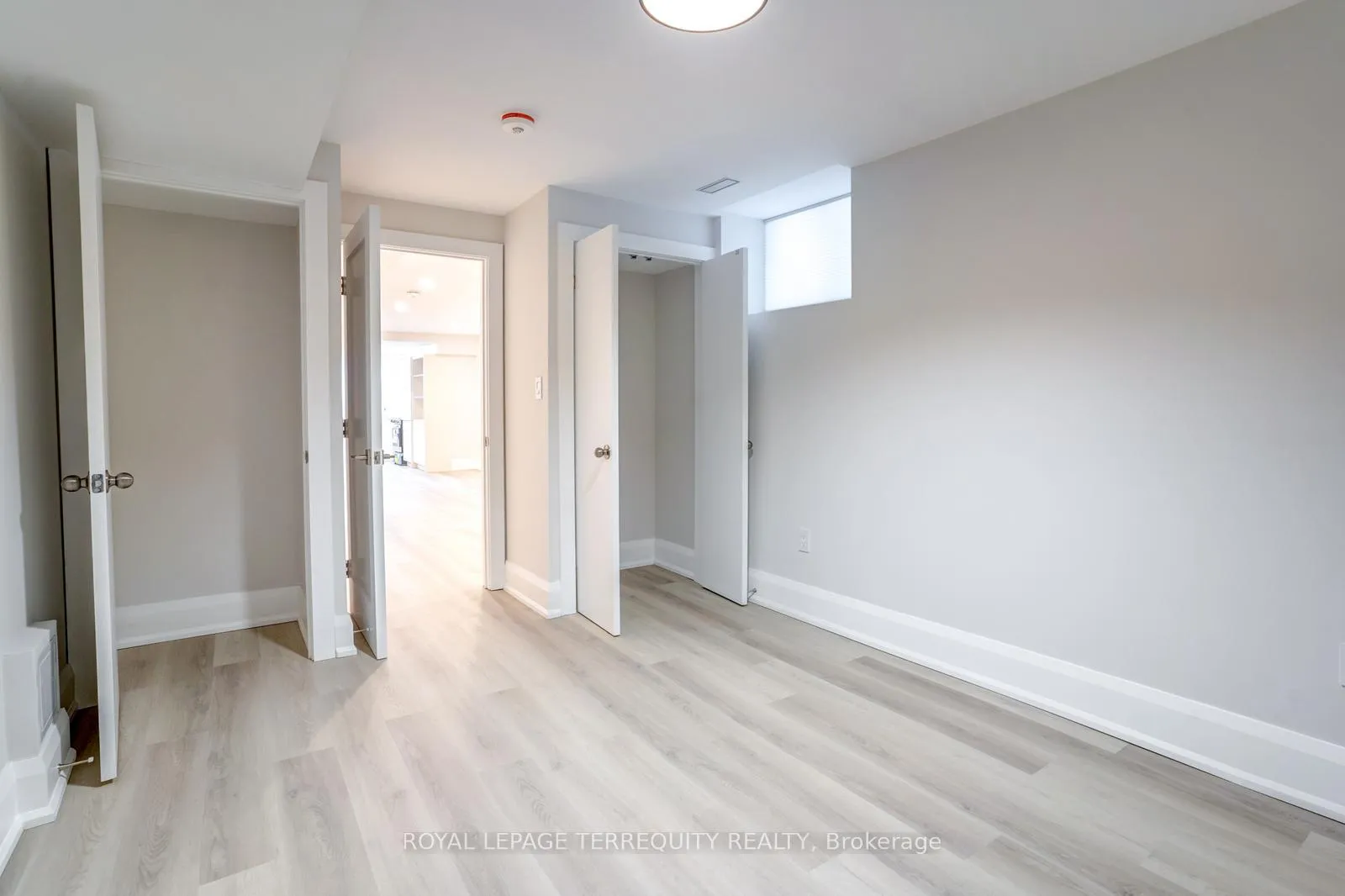 Photo 12 of Unit Lower Level, 208 Bellwoods Avenue, Toronto, Trinity-Bellwoods — HOMEH