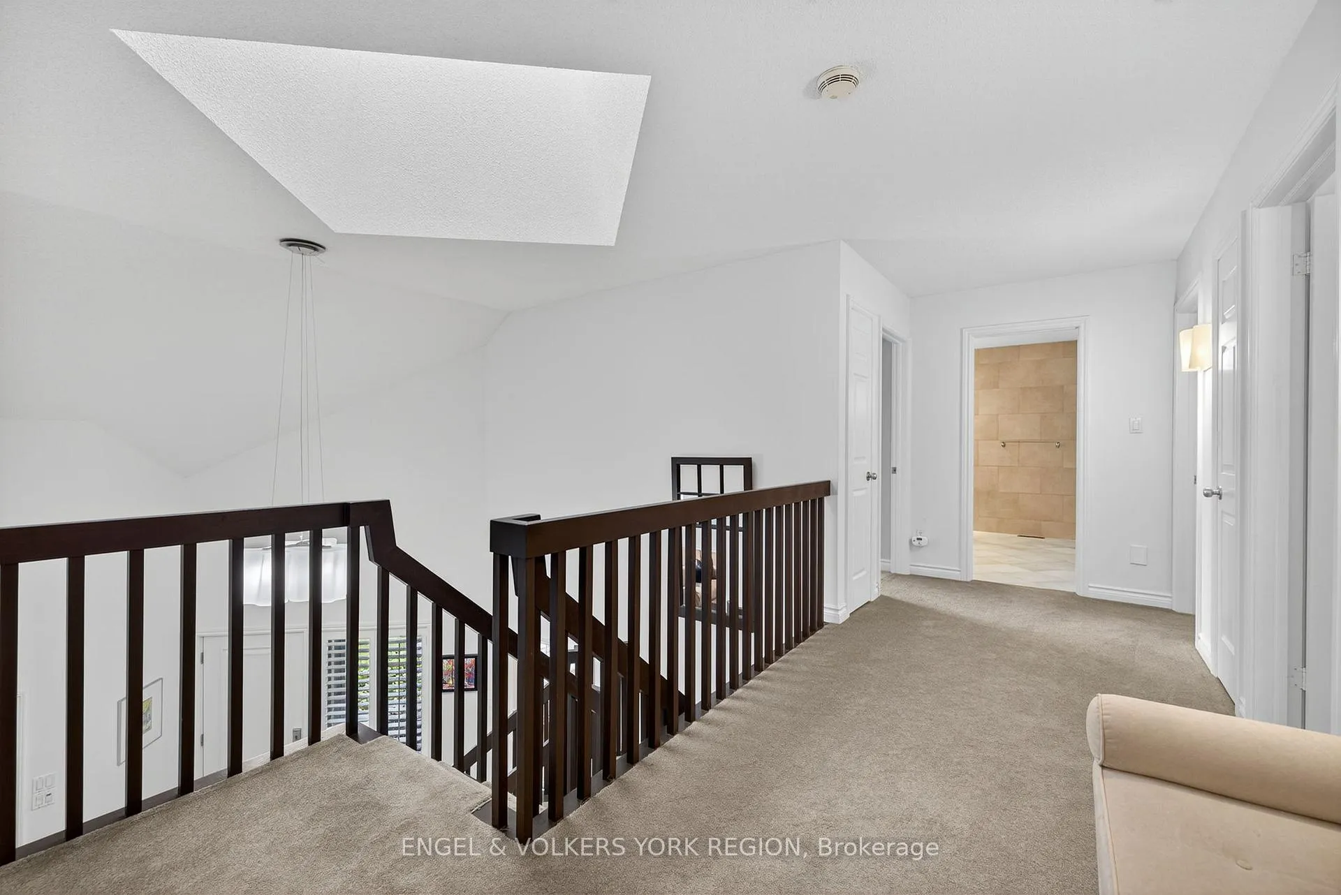 Photo 20 of 104 McClure Drive, King, King City — HOMEH