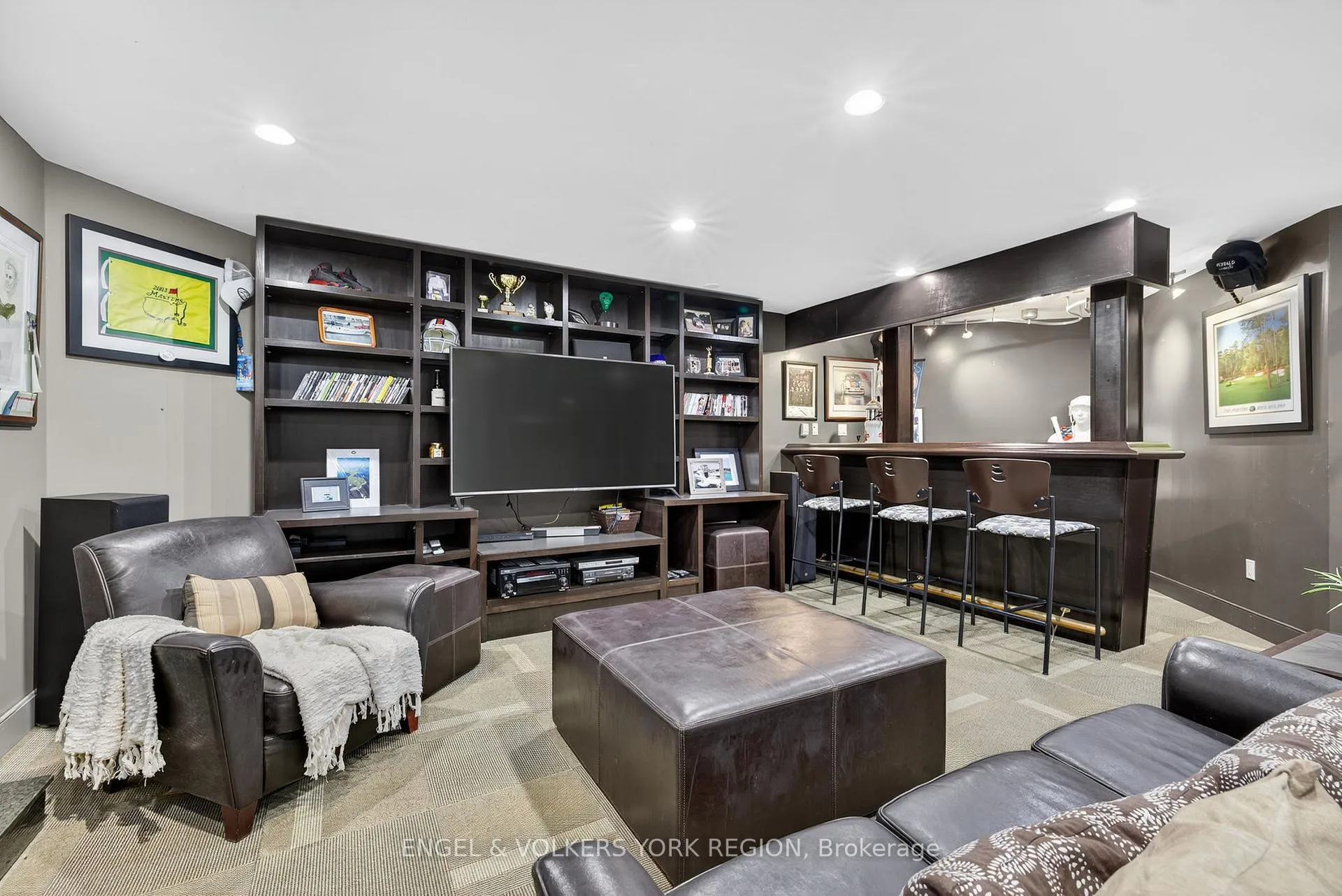 Photo 31 of 104 McClure Drive, King, King City — HOMEH