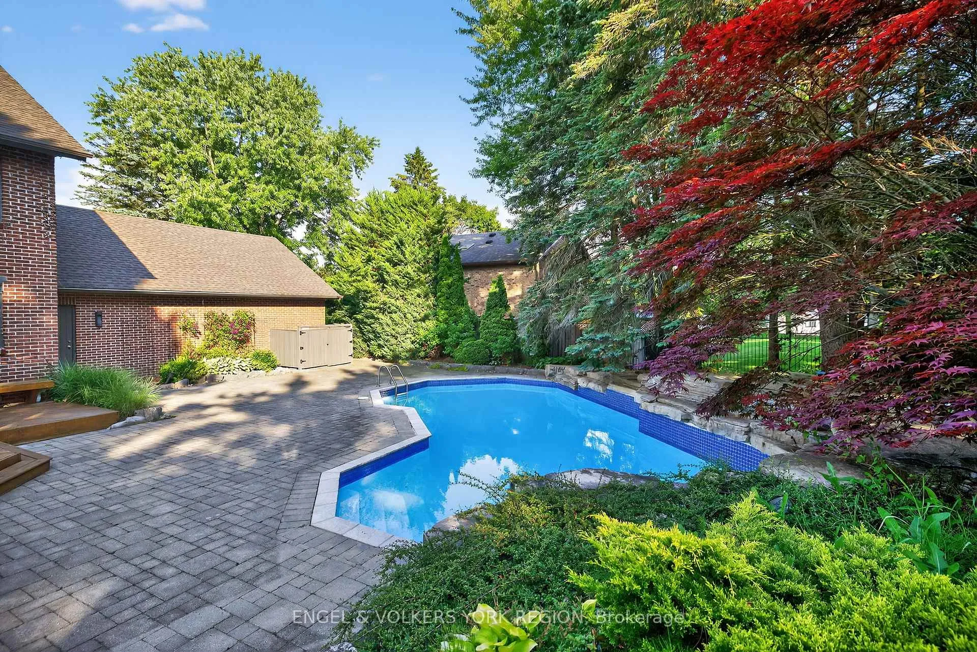 Photo 43 of 104 McClure Drive, King, King City — HOMEH
