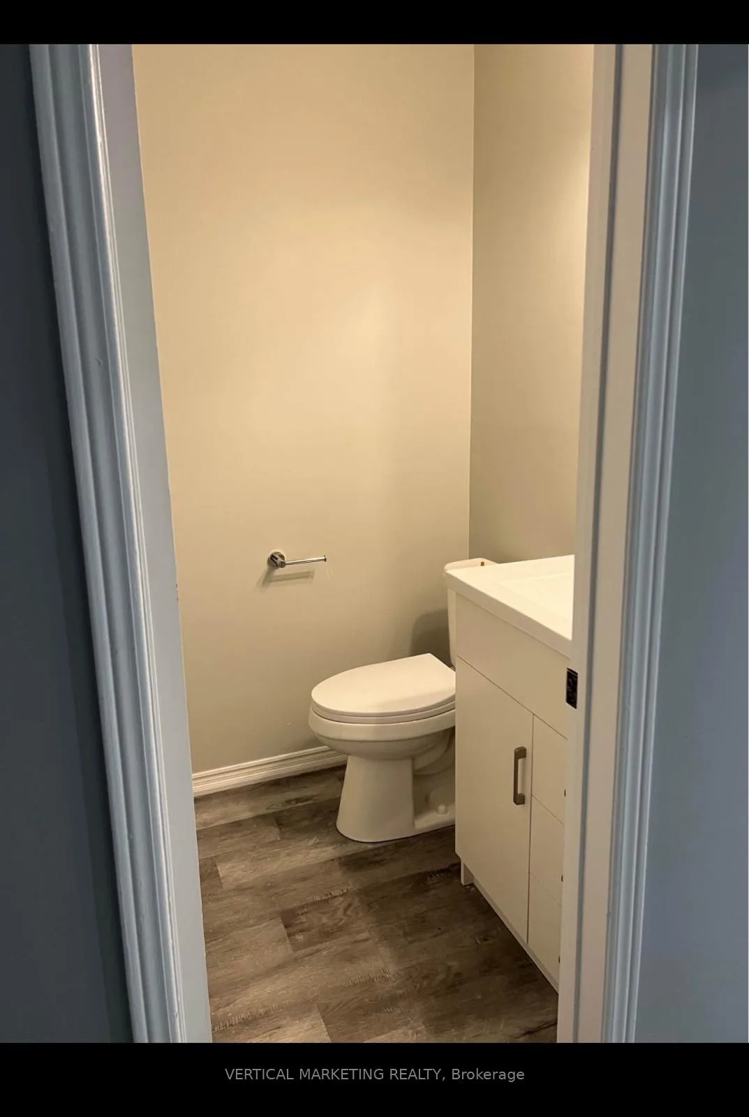 Photo 4 of 2073 Duberry Drive, Pickering, Brock Ridge — HOMEH