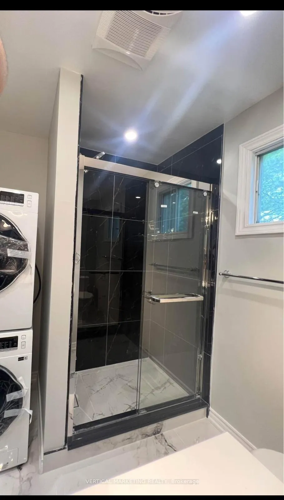 Photo 16 of 2073 Duberry Drive, Pickering, Brock Ridge — HOMEH