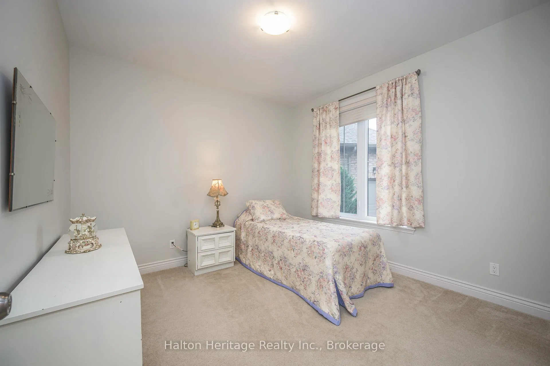 Photo 18 of 18 Rosslyn Drive, Brighton — HOMEH