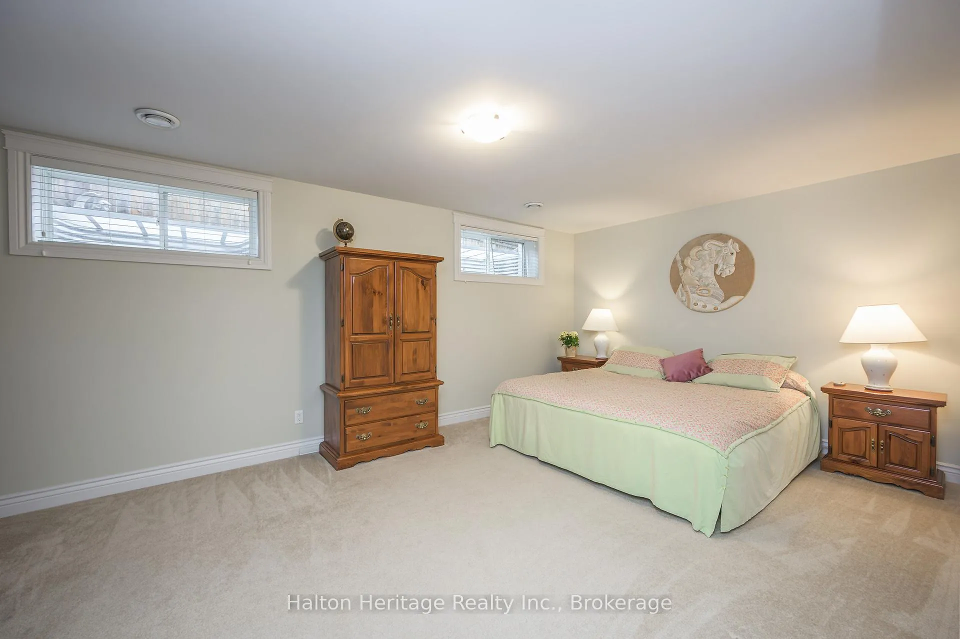 Photo 21 of 18 Rosslyn Drive, Brighton — HOMEH
