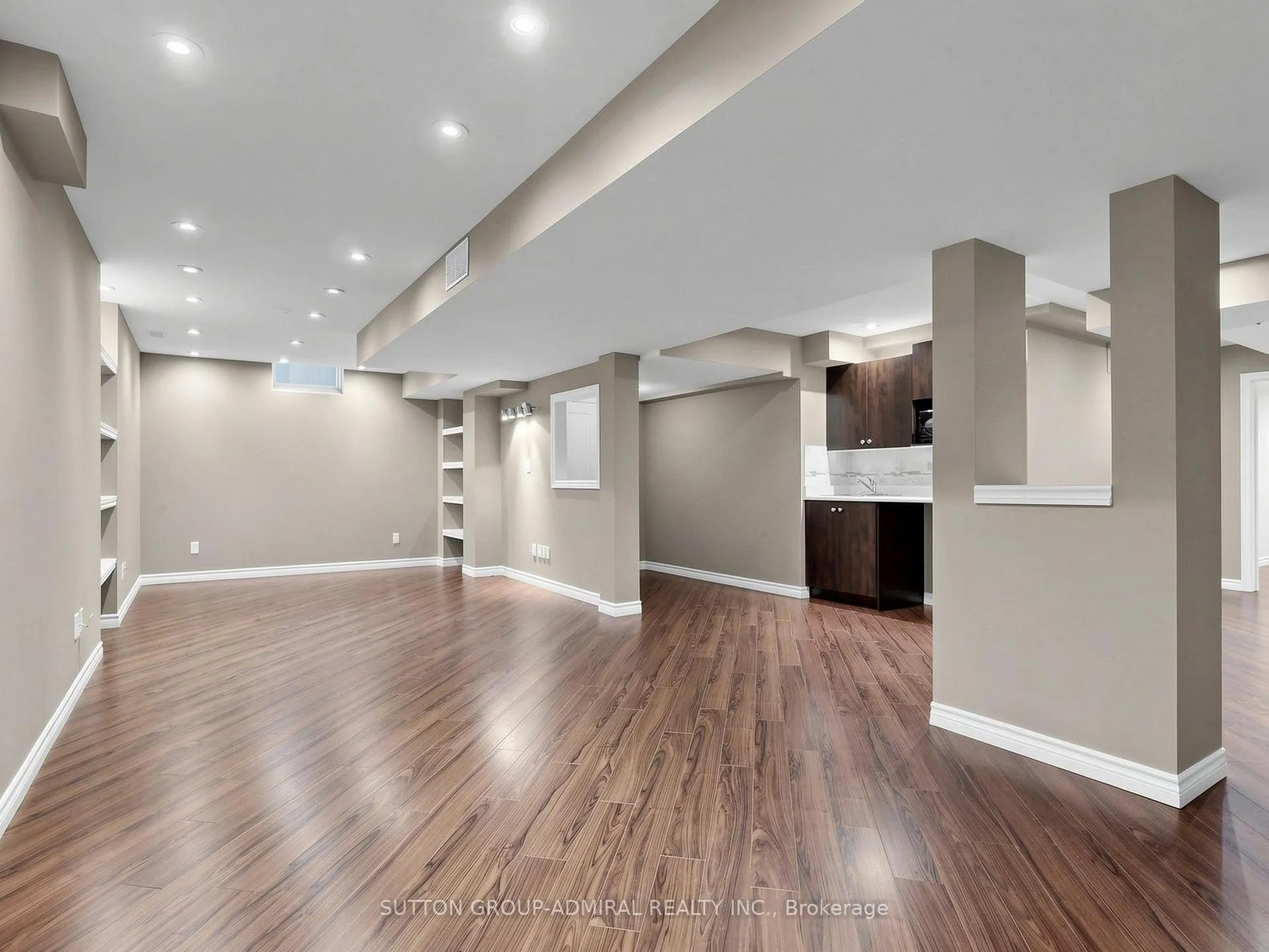 Photo 32 of 36 Canelli Heights Court, Vaughan, Patterson — HOMEH