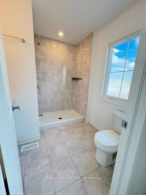 Photo 21 of 61 Lincoln Drive, Belleville, Belleville Ward — HOMEH
