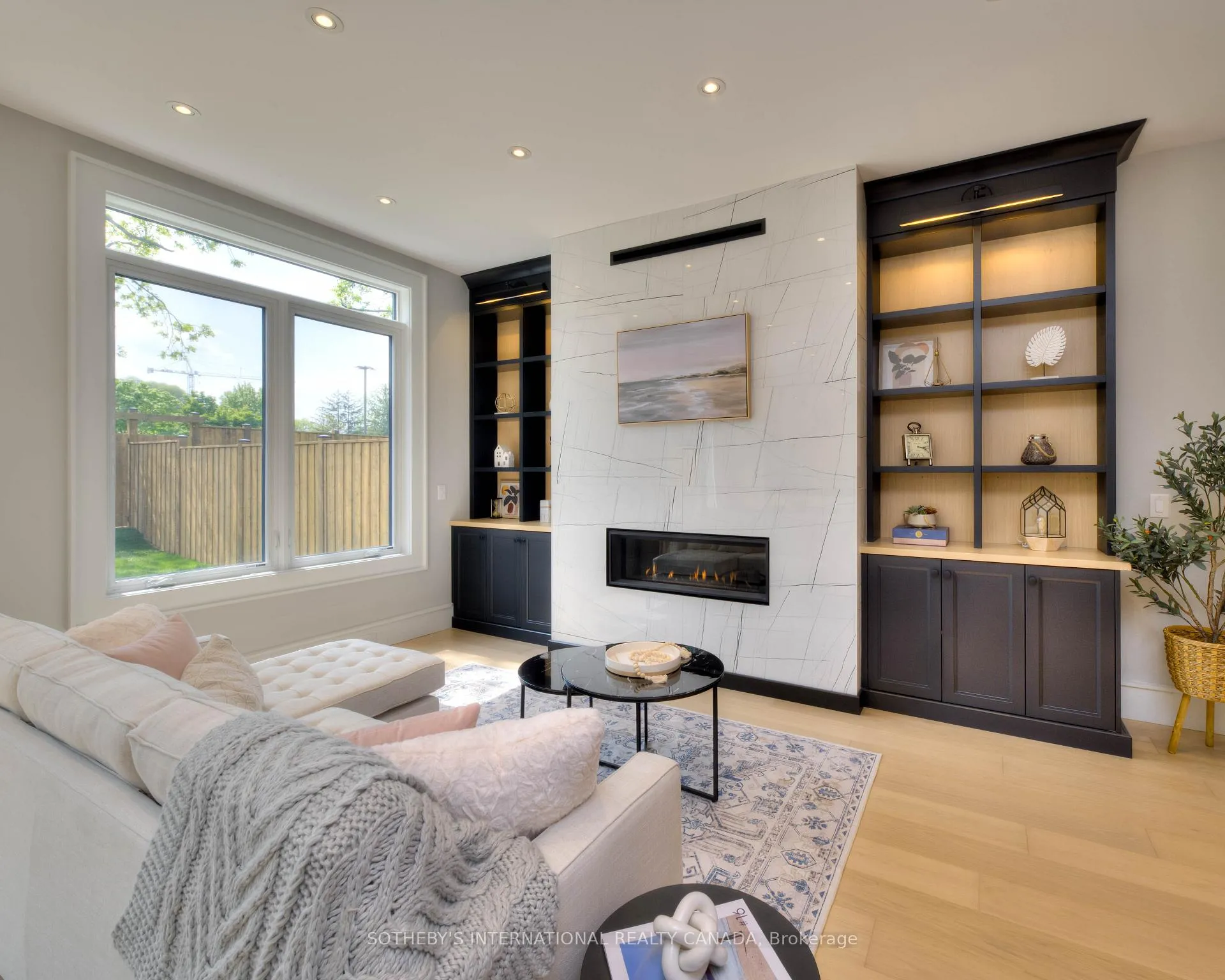 Photo 5 of 19 Avondale Avenue, Waterloo — HOMEH