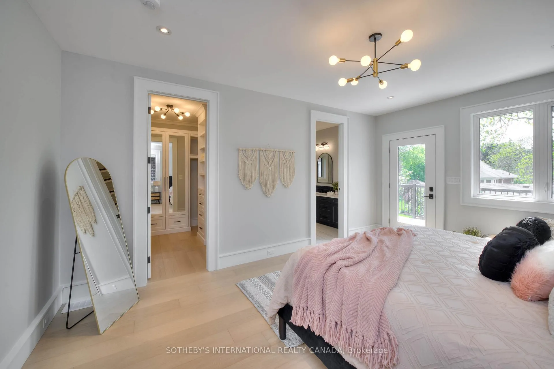 Photo 25 of 19 Avondale Avenue, Waterloo — HOMEH