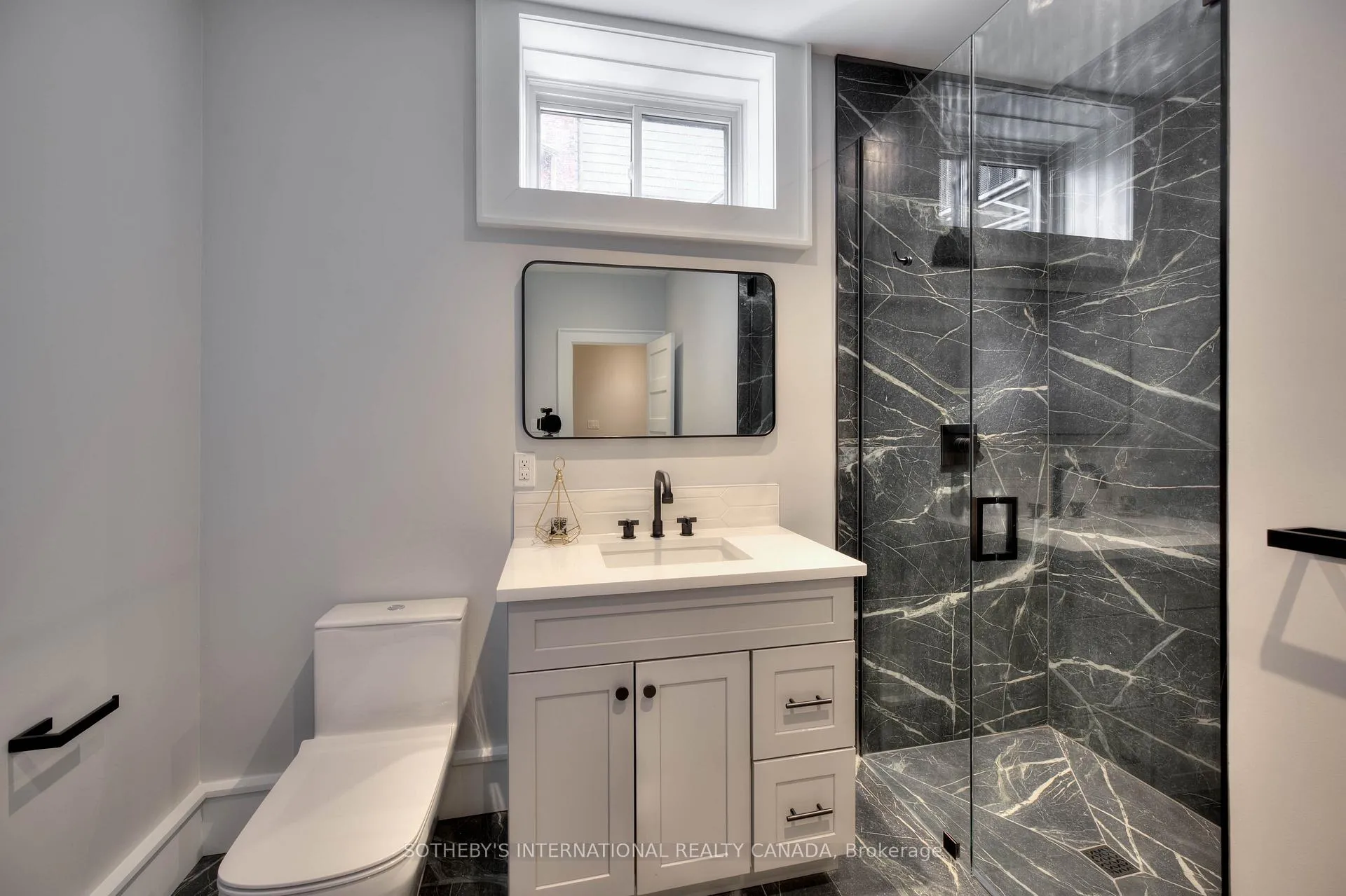 Photo 34 of 19 Avondale Avenue, Waterloo — HOMEH