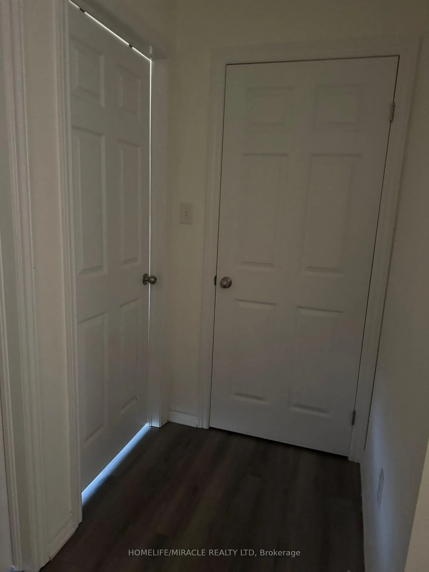 Photo 16 of 64 Renfrew Street, Kitchener, Huron Park — HOMEH