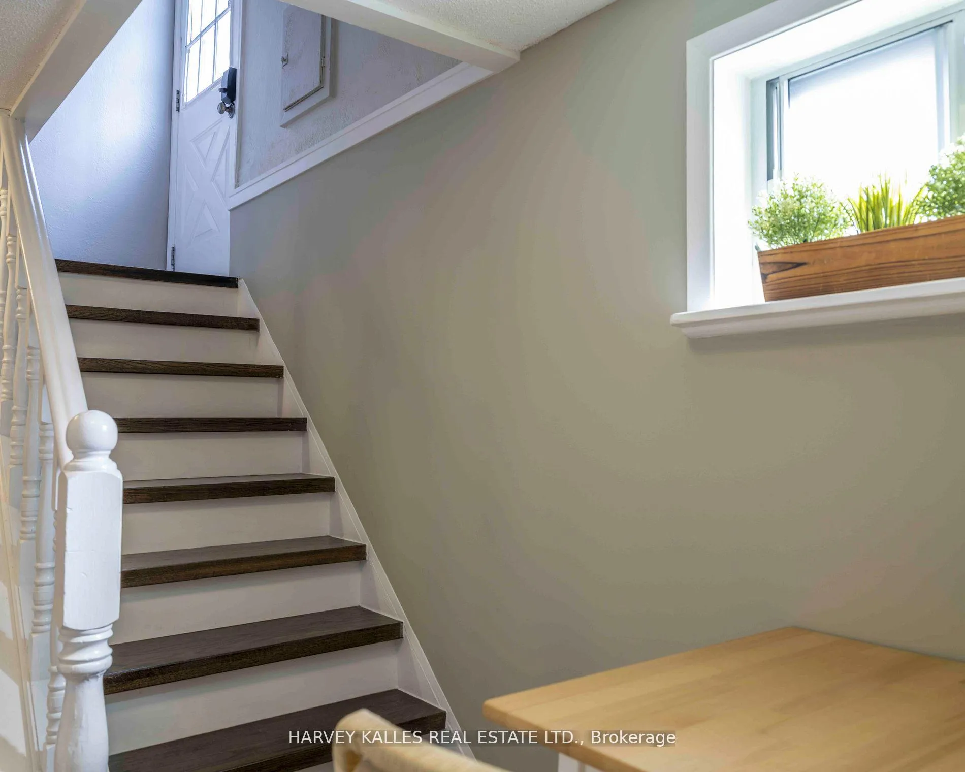 Photo 2 of Unit Bsmt, 71 Denvale Road, Toronto, O'Connor-Parkview — HOMEH