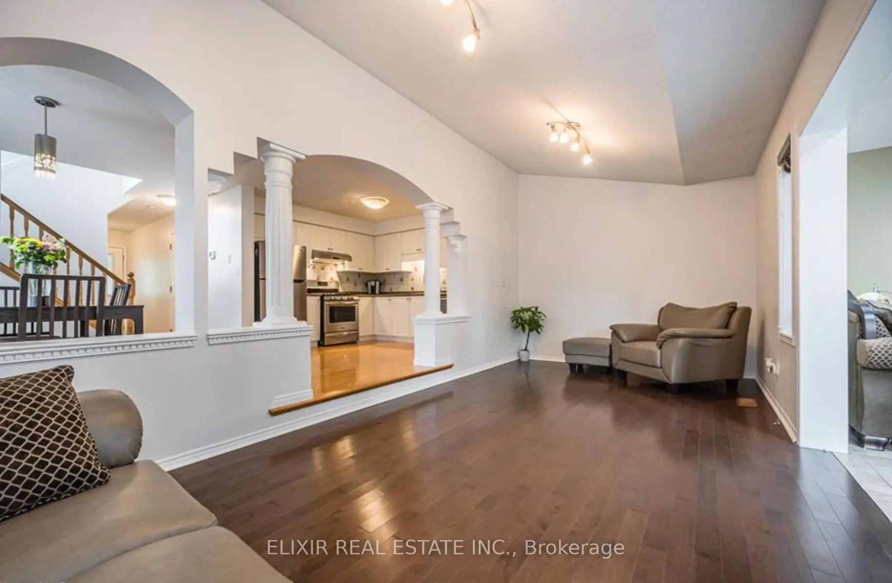 Photo 6 of 236B Inverhuron Crescent, Waterloo, Conservation Meadows — HOMEH