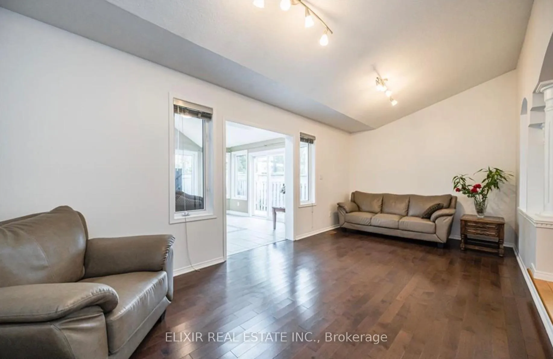 Photo 7 of 236B Inverhuron Crescent, Waterloo, Conservation Meadows — HOMEH