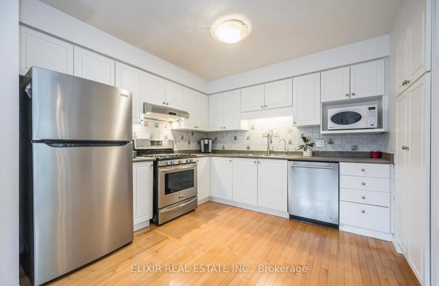 Photo 10 of 236B Inverhuron Crescent, Waterloo, Conservation Meadows — HOMEH