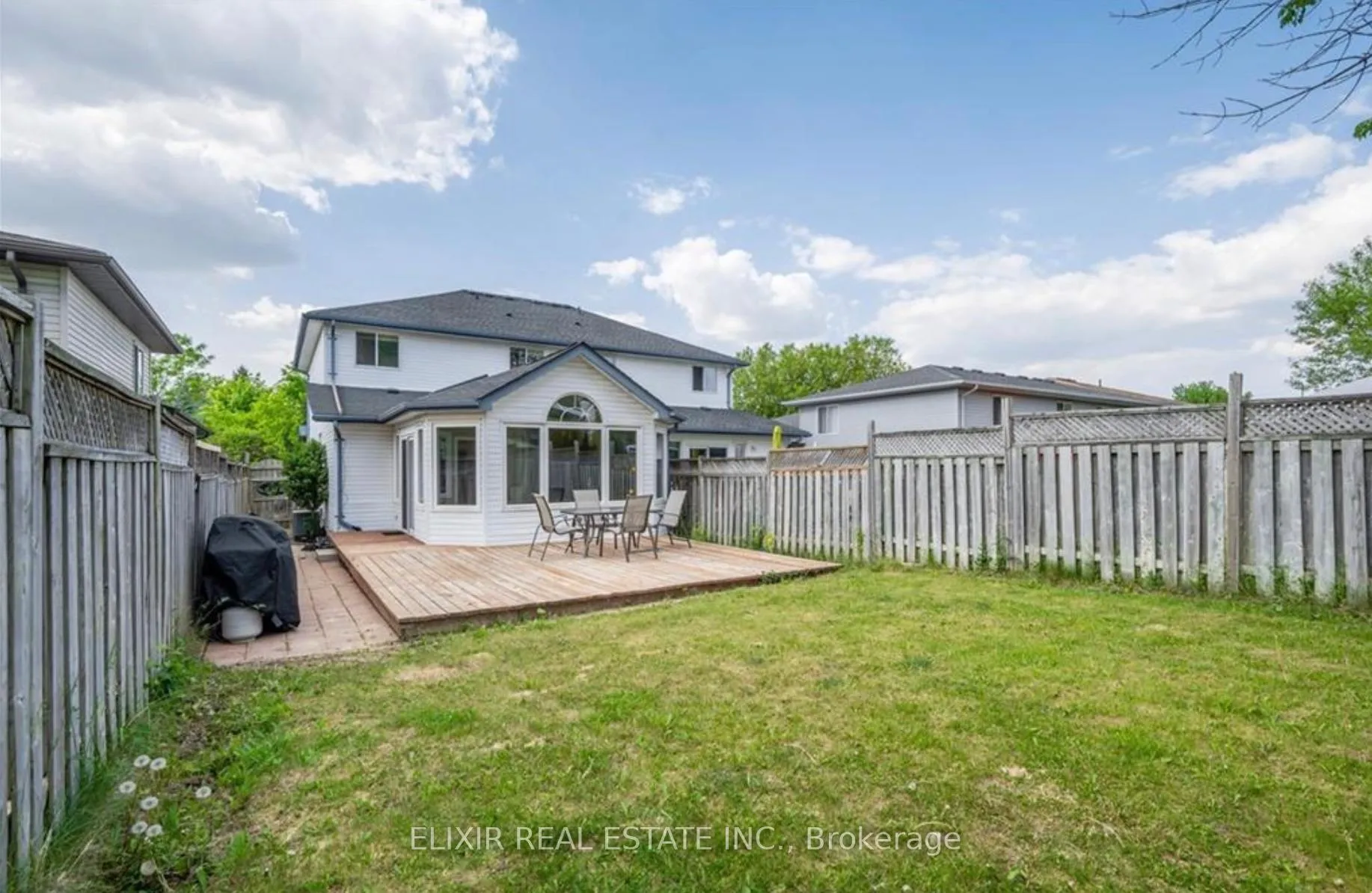Photo 26 of 236B Inverhuron Crescent, Waterloo, Conservation Meadows — HOMEH