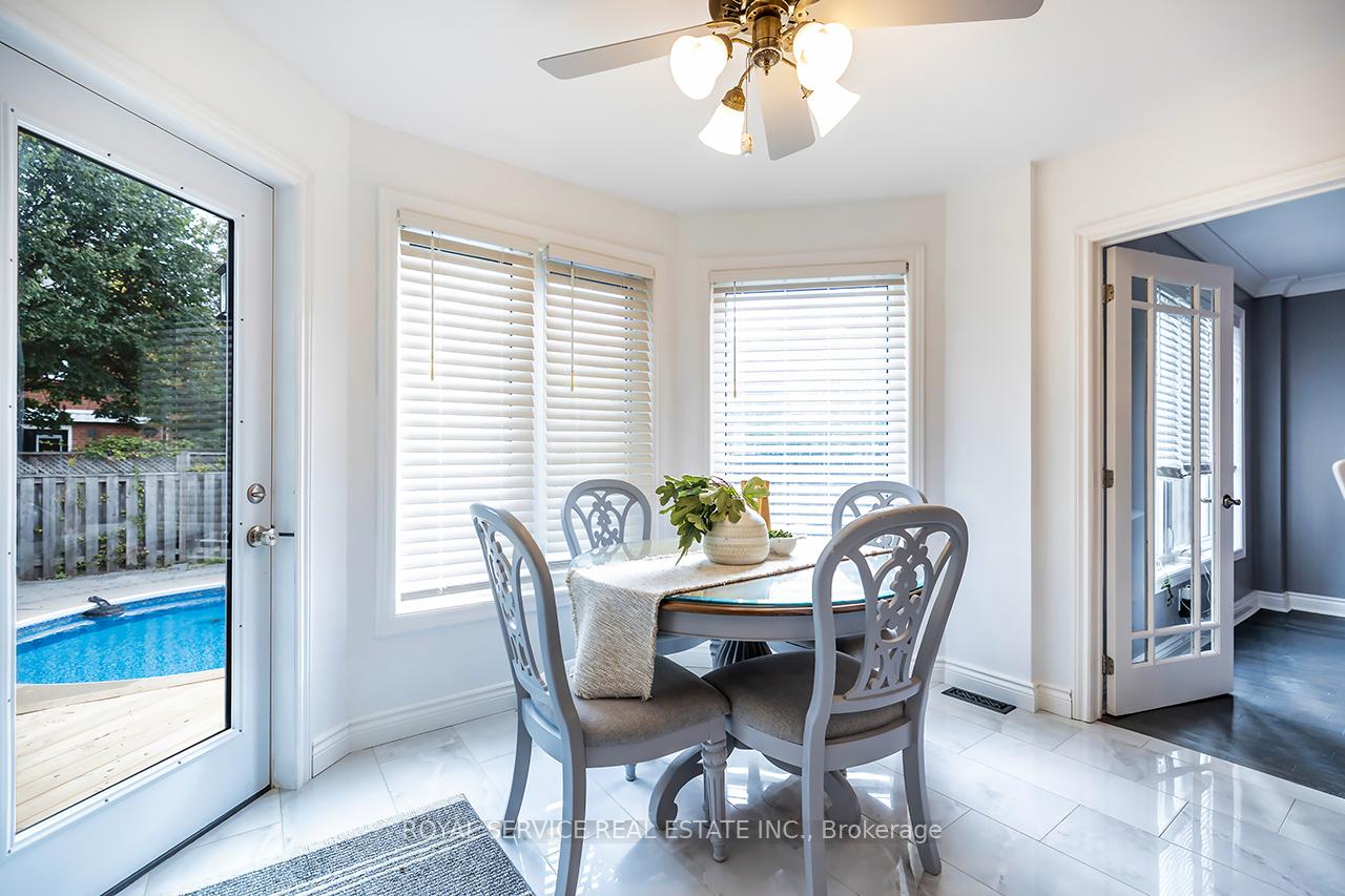 Photo 15 of 55 White Cliffe Drive, Clarington, Courtice — HOMEH