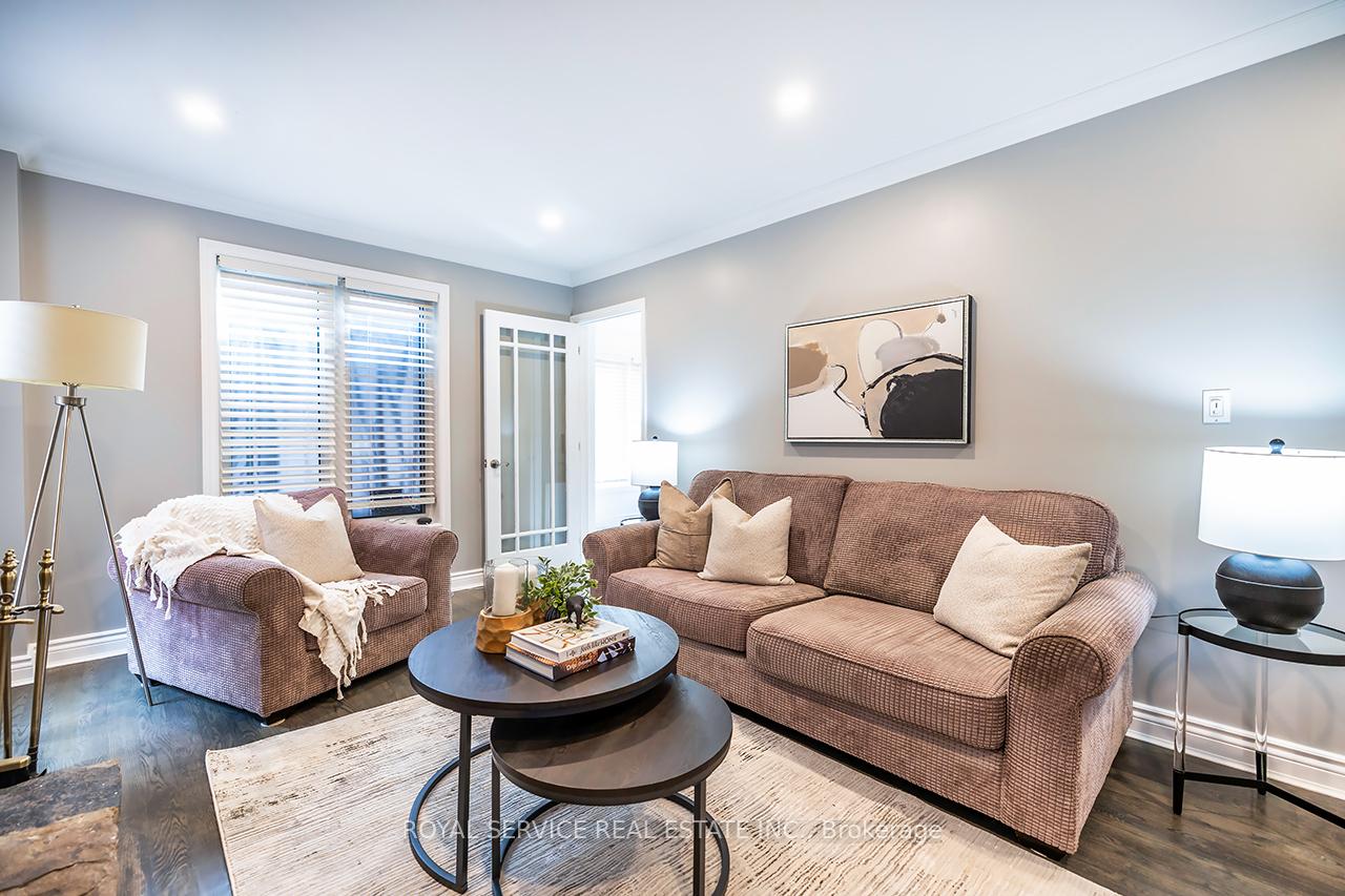 Photo 16 of 55 White Cliffe Drive, Clarington, Courtice — HOMEH