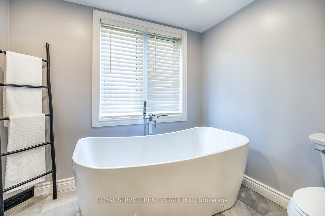 Photo 27 of 55 White Cliffe Drive, Clarington, Courtice — HOMEH
