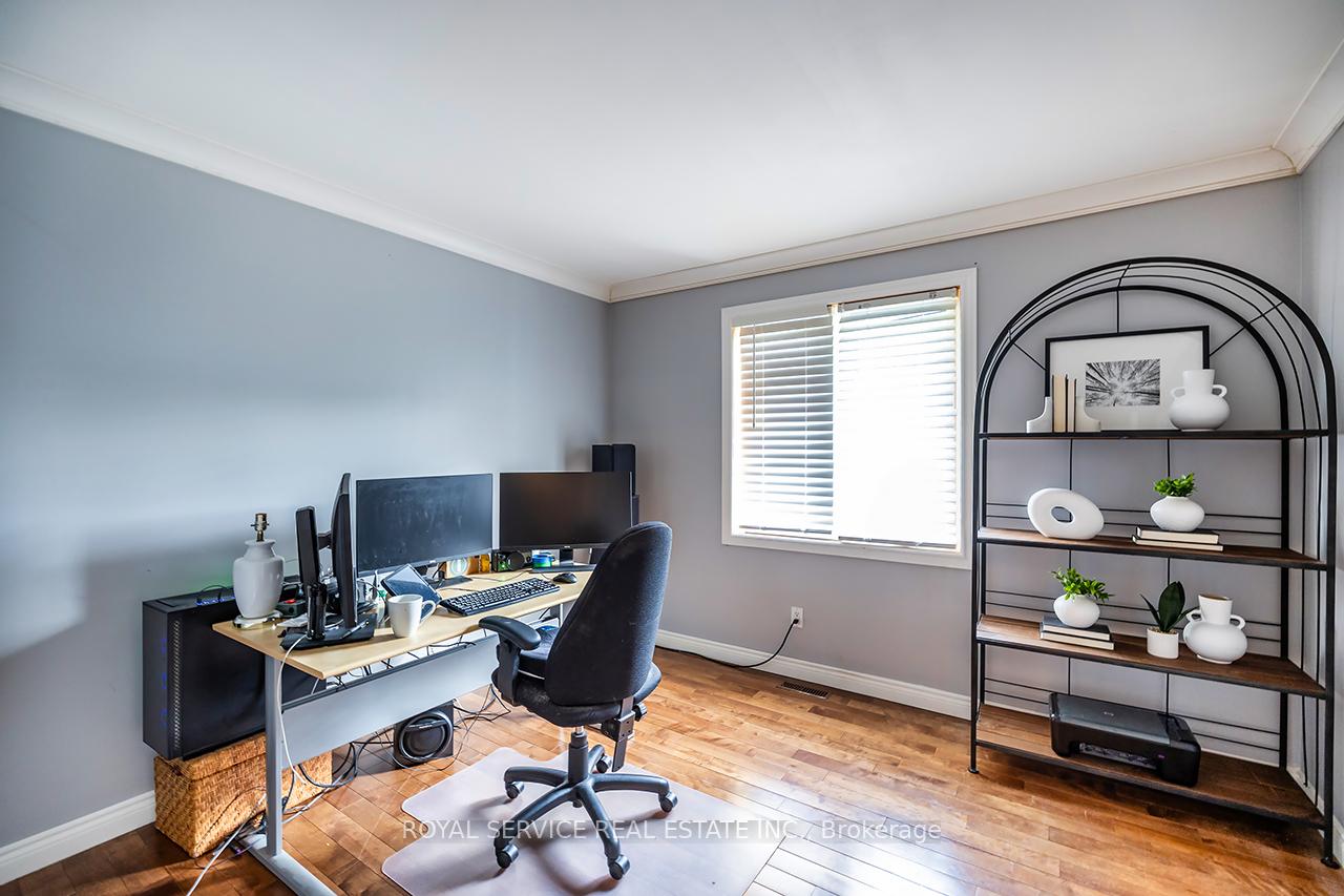 Photo 30 of 55 White Cliffe Drive, Clarington, Courtice — HOMEH